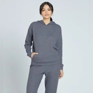 Universal Standard Light N Fluffy Waffle Knit Hoodie Charcoal sz 10-12